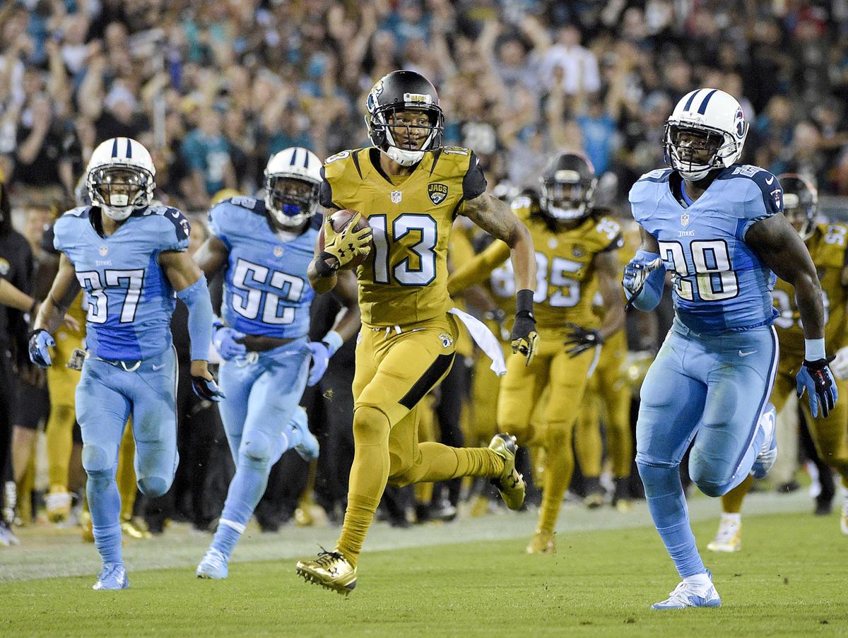 Five thumbs up in Titans' win over Jaguars