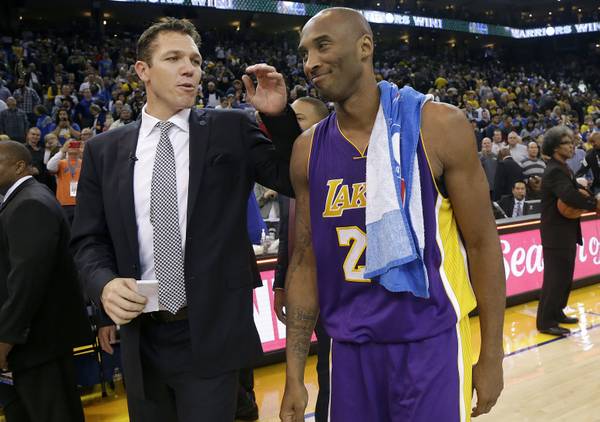 Lakers hire Luke Walton as head coach