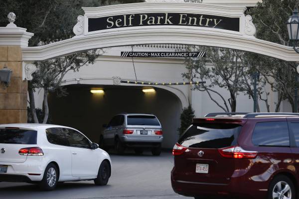 Las Vegas Forum Shops End Free Valet Parking, Charges Are New Trend
