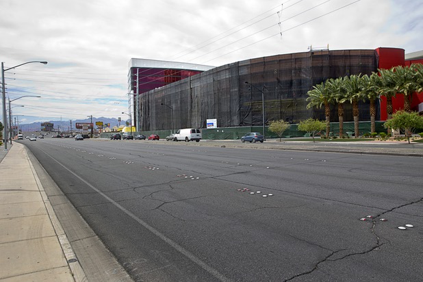 Construction continues on the Lucky Dragon hotel-casino on Sahara Avenue near Las Vegas Boulevard Thursday, May 5, 2016.