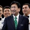 AIBA President Dr. Ching-Kuo Wu poses for picture with referees in the ring Sunday, Aug. 21, 2016, after the final matches at the 2016 Summer Olympics in Rio de Janeiro.