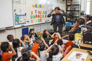Superintendent Pat Skorkowsky talks with students at Dean Petersen Elementary School in Las Vegas on Aug. 29, 2016.