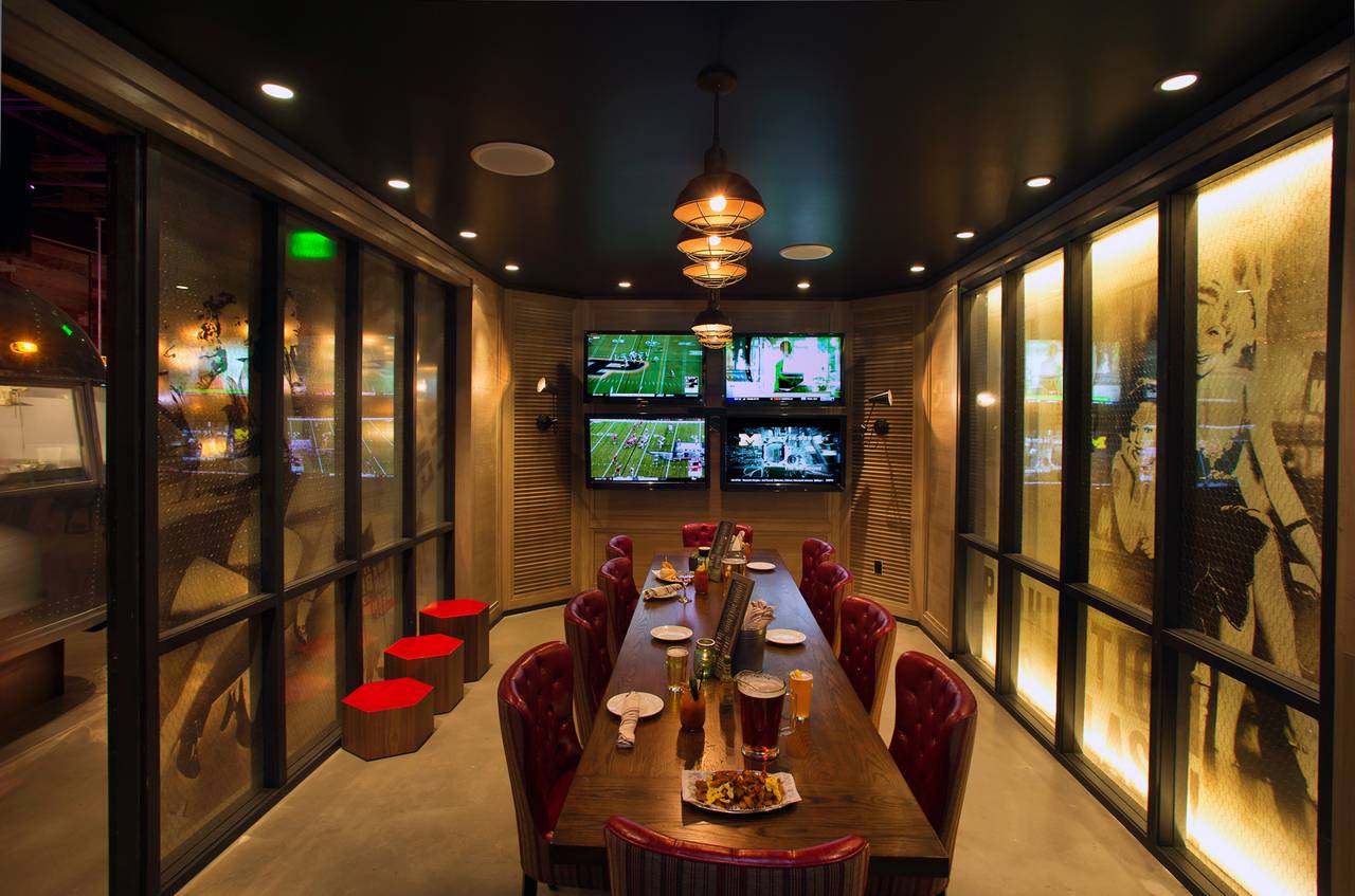 Sunday Night Football Grill rolls into Las Vegas