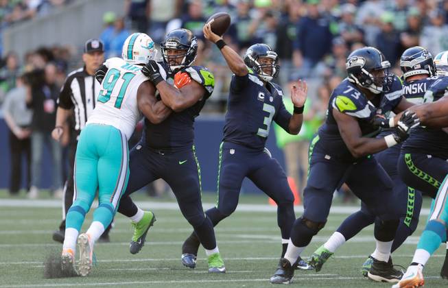 Seahawks at Dolphins Game Center  Seattle Seahawks –