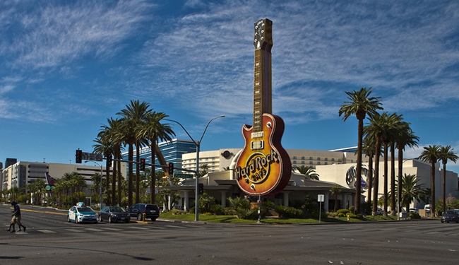 書 Treasures of the Hard Rock Cafe Treasures of the Hard Rock Cafe: The Official Guide to the
