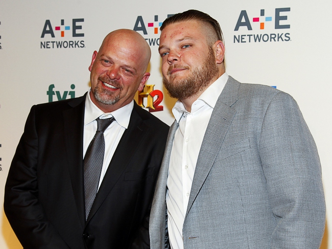 Police seeking intruders seen in 'Pawn Stars' figure's Las Vegas house -  Las Vegas Sun News