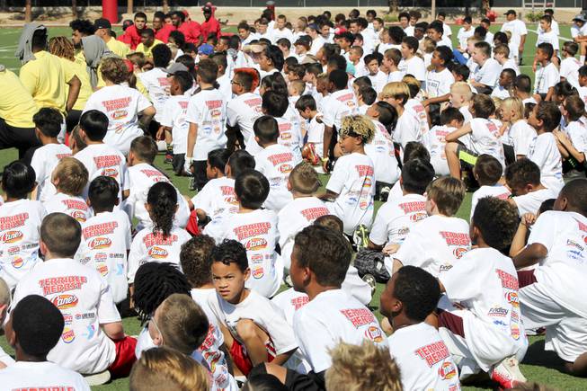 UNLV football hosted the Las Vegas Bowl youth football camp, ...
