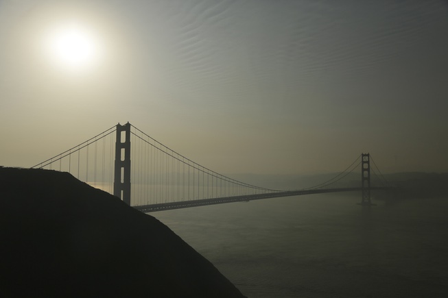Smoke from wildfires blankets the Golden Gate Bridge and the ...