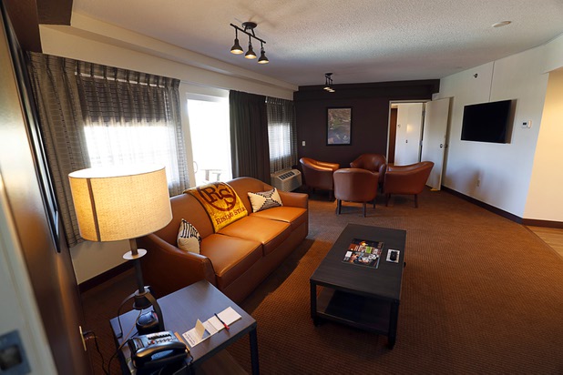 A common area connects two rooms at the Rising Star Sports Ranch in Mesquite, Nev. Tuesday, Nov. 28, 2017.