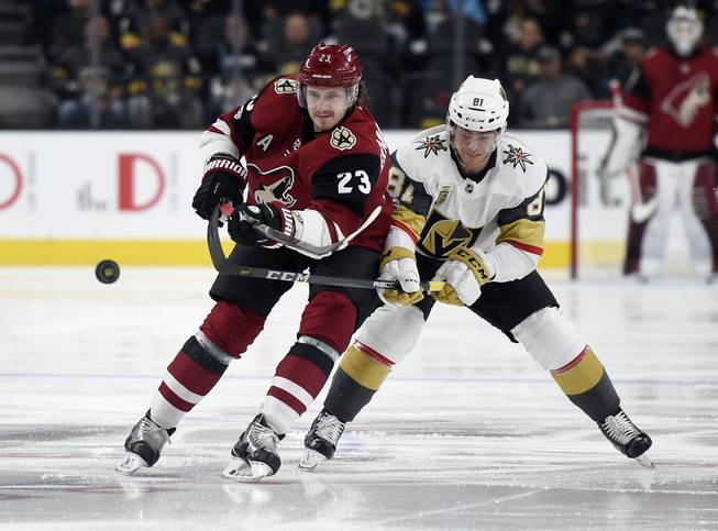 Golden Knights Coyotes