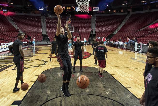 UNLV Rebels forward Anthony Smith (2) and teammates warm up to face New Mexico at the Thomas & Mack Center, Wednesday, Jan. 17, 2018.