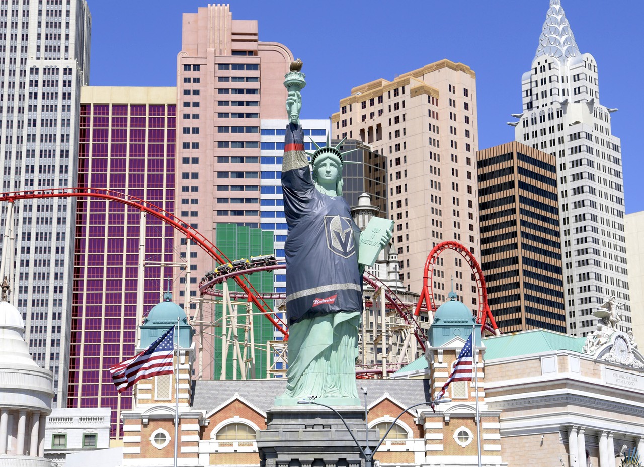 Massive Golden Knights jersey draped over Statue of Liberty at New York-New  York