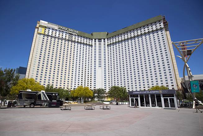 Will Park Mgm No Smoking Policy Set A Trend In Las Vegas Las Vegas Sun Newspaper