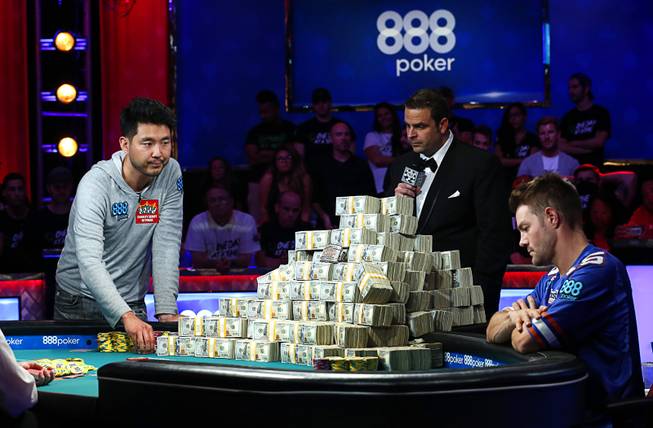 John Cynn, left, calls after Tony Miles goes all-in during the World Series of Poker Main Event at the Rio Sunday morning, July 15, 2018.