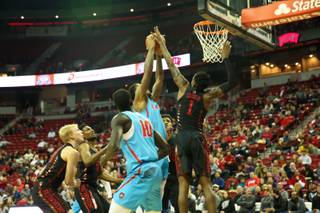 Kris Cleburne (1) of UNLV defends against Vance Jackson (2) of New Mexico during their game at Thomas & Mack Center, Tuesday Jan. 22, 2019.