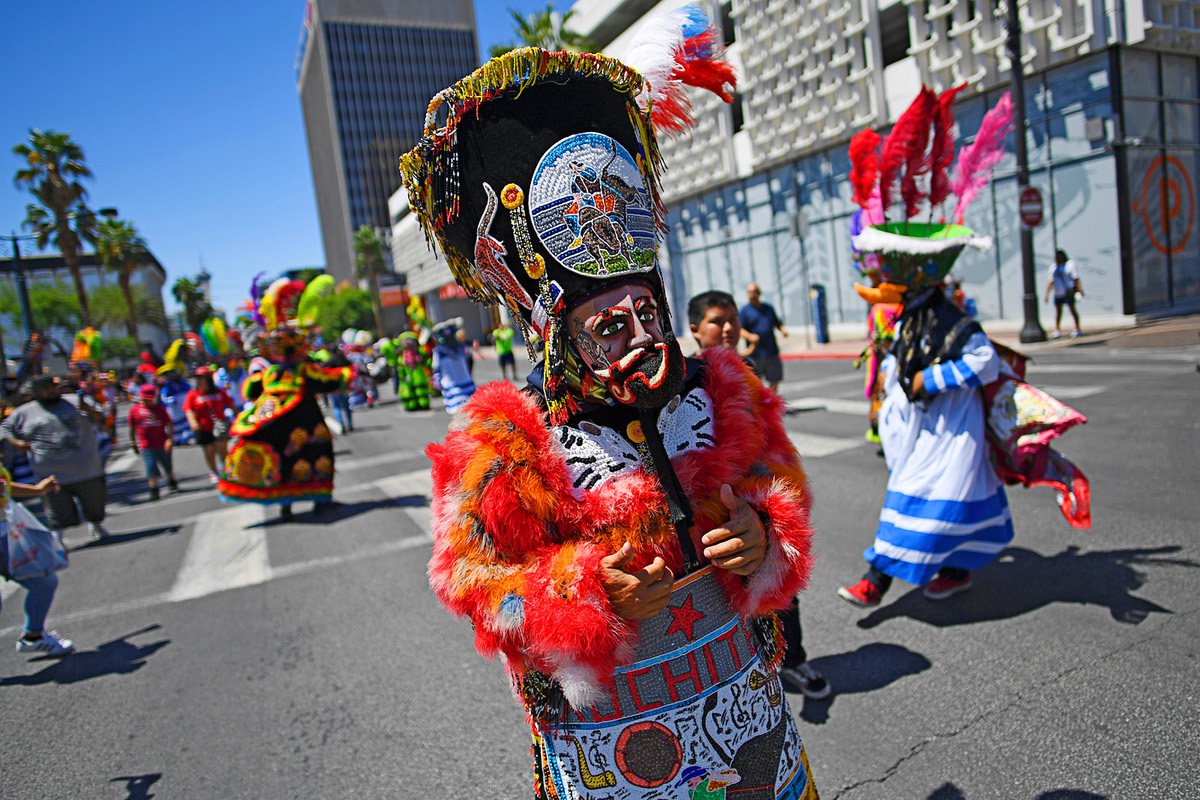 Helldorado Days Parade rolls through downtown Las Vegas on Saturday Posted 1:10 p.m. Report: Las Vegas home prices dip in April Posted 5:00 a.m. Las Vegas hospital touts new surgical system as major innovation for patients' well-being Poste