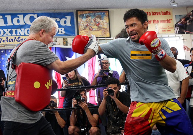 July 10, 2019, Hollywood,Ca. --- Manny Pacquiao trains with Freddie ...
