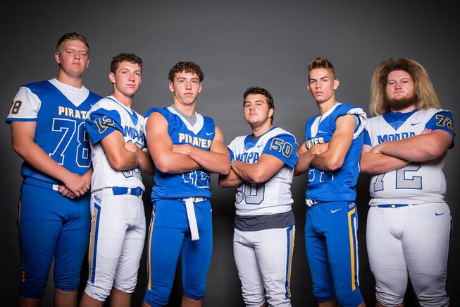 Members of the Moapa Valley High School football team are ...