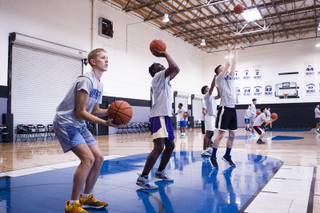 Athletes train at Hoop City basketball training facility Friday, Sept. 20, 2019.