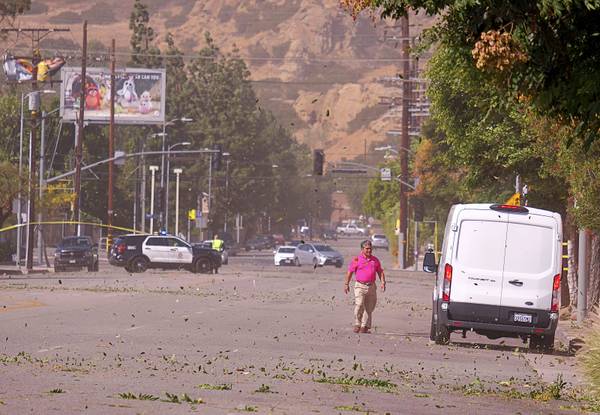 California Winds Move South May Force New Power Outages Las Vegas Sun Newspaper