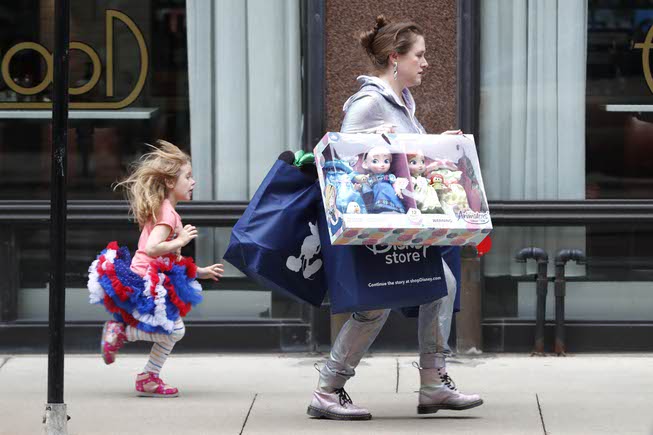 Julia Stamberger, of Chicago, and her daughter Xyla hustle back ...