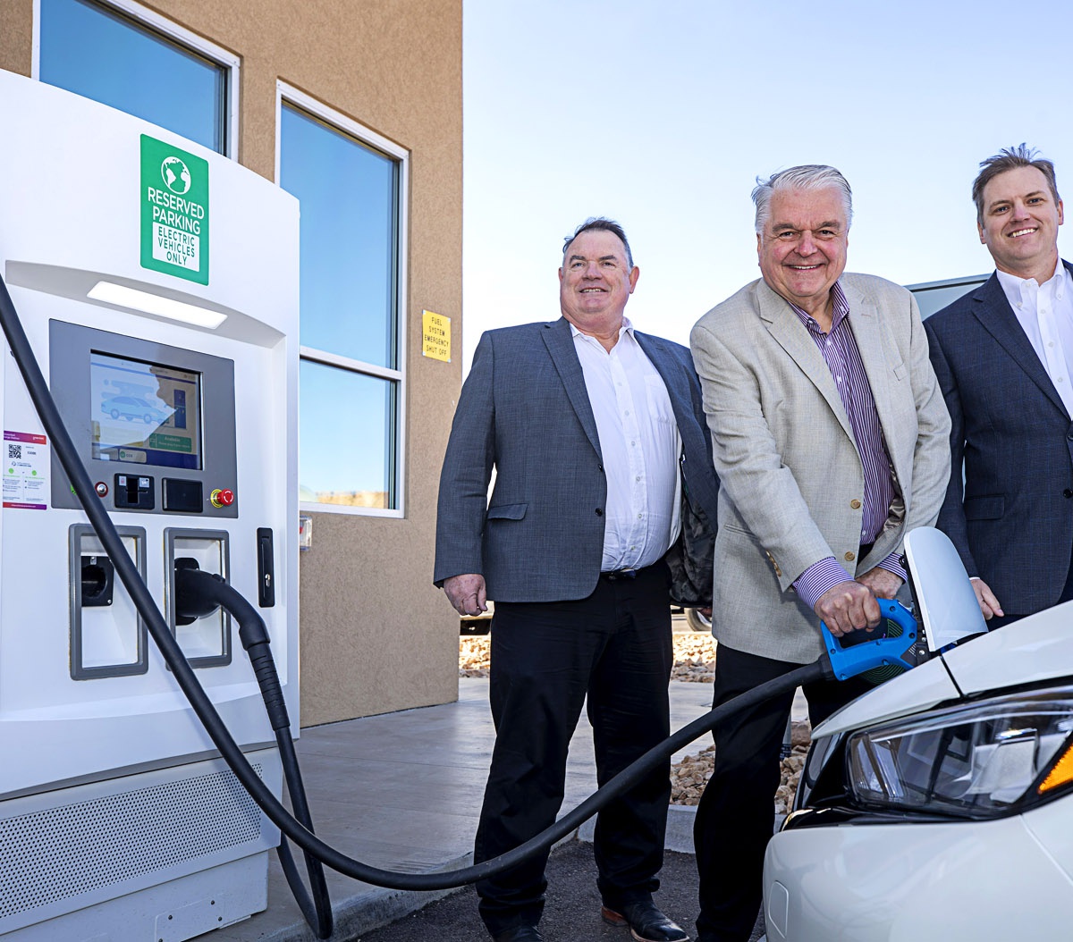 Carport Solar: Beneficios \u0026 Chanlleges \u0026 Sistemas De Montaje Solar A Medida, image size:1200x1054