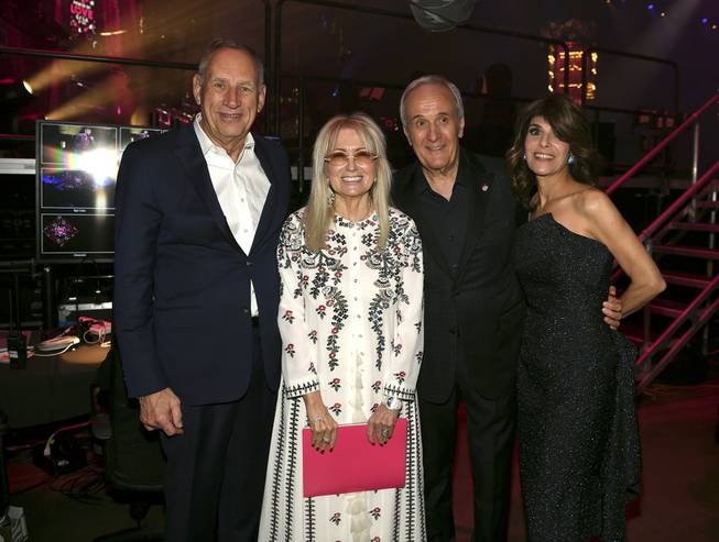 Keep Memory Alive Honors Neil Diamond at 24th Annual Power of Love