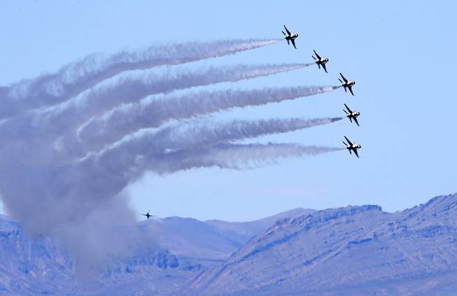 Thunderbirds Show Support For Healthcare Workers With Flyover