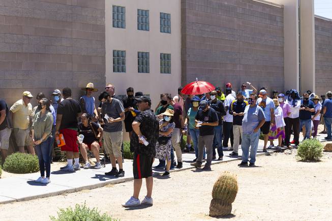 Photograph : DMV Lines