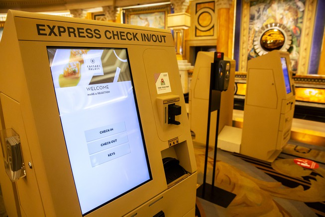 Hotel Check In Kiosks Kiosks Are Set Up In The Lobby At Caesars Palace 5144