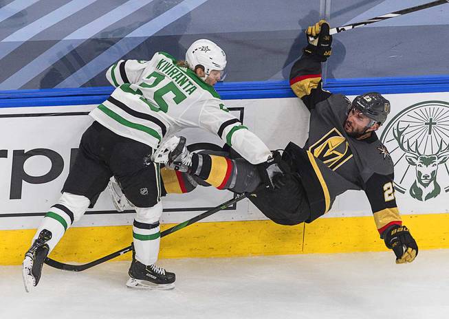 Golden Knights Fall to Stars in Game 1