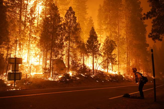 Advisories warn of unhealthy smoke from California wildfires - Las