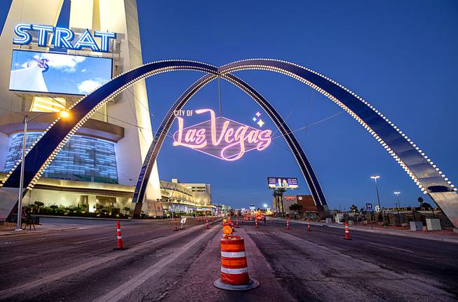 Photograph: City of Las Vegas Gateway Sign - Las Vegas Sun News