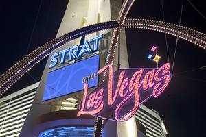 Photograph: City of Las Vegas Gateway Sign - Las Vegas Weekly