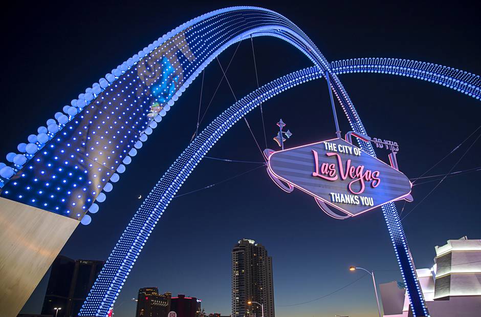 Photograph: City of Las Vegas Gateway Sign - Las Vegas Weekly