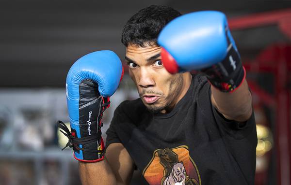 Las Vegas boxer with championship dreams needs help getting to his