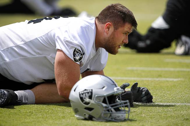 Photograph : Off-Season Raiders Practice 