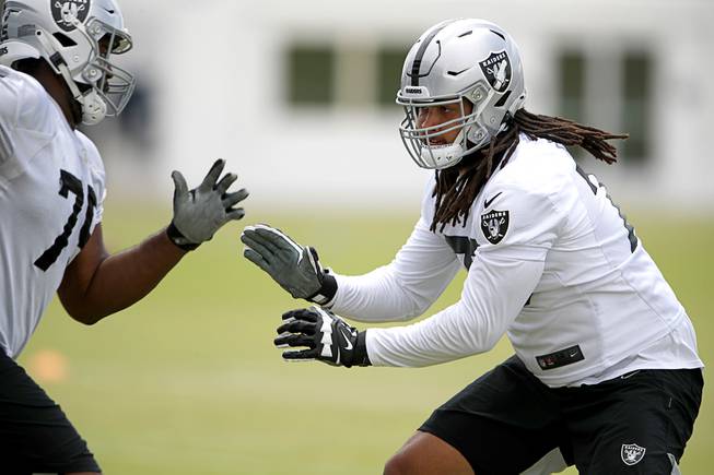 Photograph : Off-Season Raiders Practice 