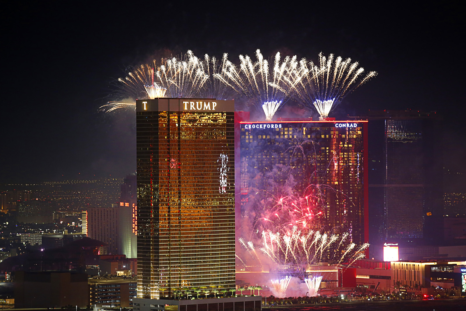 july 4 fireworks in las vegas