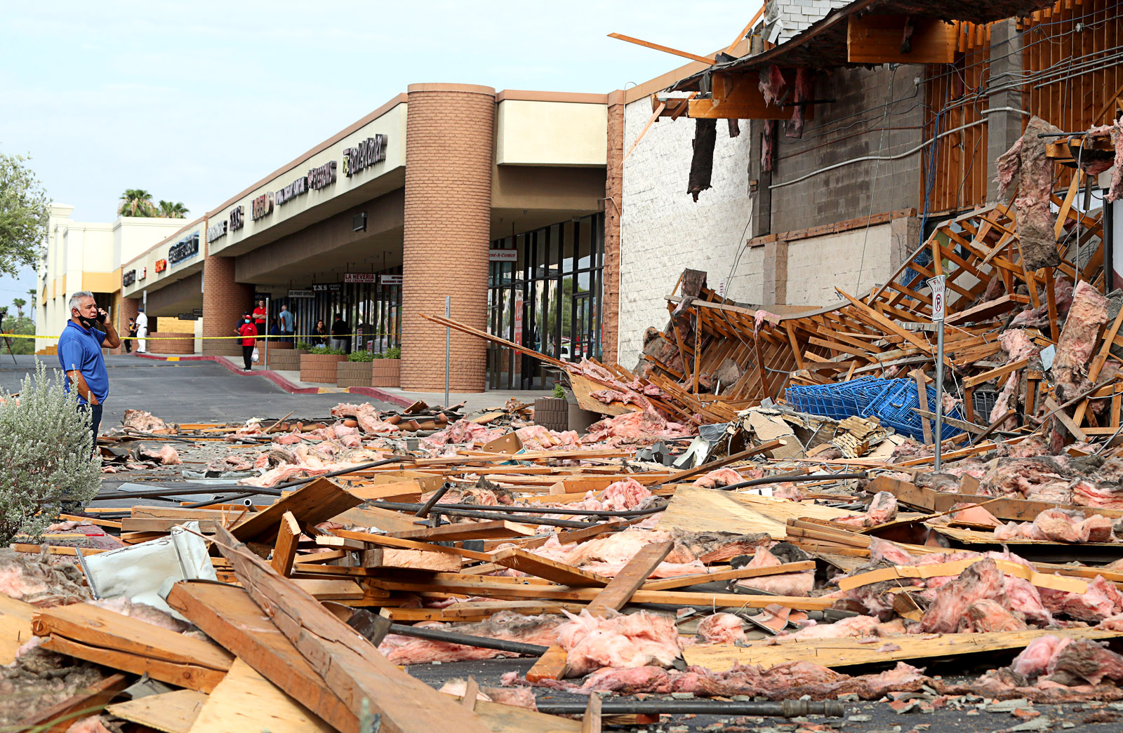 La Bonita Storefront Collapse -