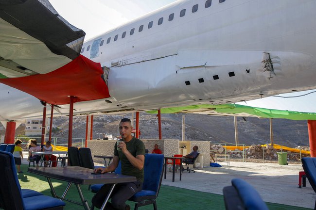 West Bank Airplane Cafe