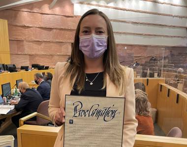 Elizabeth Groesbeck, a third-year UNLV medical student, is honored by the Clark County Commission with a proclamation, Tuesday, Oct. 5, 2021. Groesbeck is credited with helping save a man’s life following a hit-and-run crash on Aug. 14, 2021. 