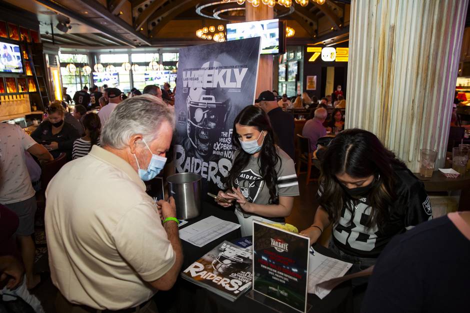 Ultimate Vegas Raiders Gameday Guide: Tailgates, Parties, Hotels,  Restaurants, Tickets, Parking, & Post Game Activities - The Vegas Vacation  Blog & Travel Guide - The Dent