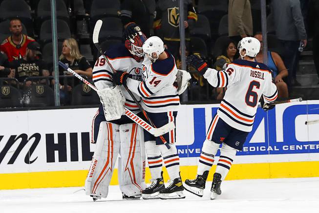 Photograph : Golden Knights vs Oilers in Game 5 