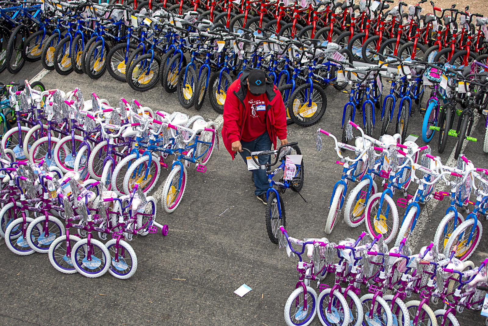 Chet Buchanan KLUC Toy Drive Las Vegas Sun News