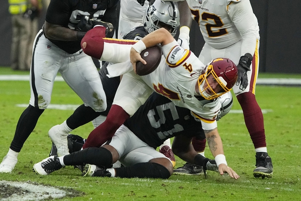 Las Vegas Raiders Training Camp: Yannick Ngakoue born to be a Raider