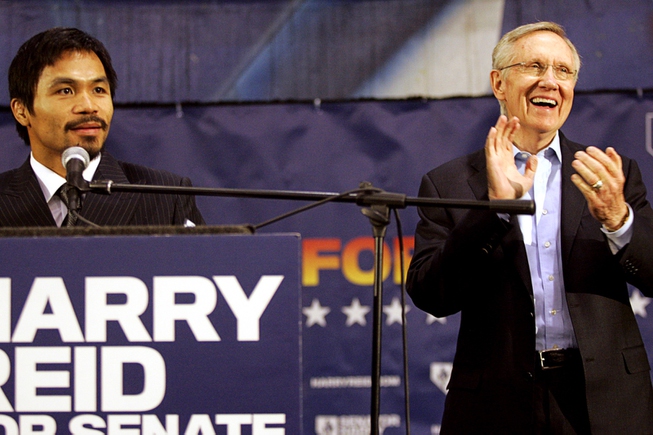 Boxer Manny Pacquiao endorses Harry Reid at an early voting ...