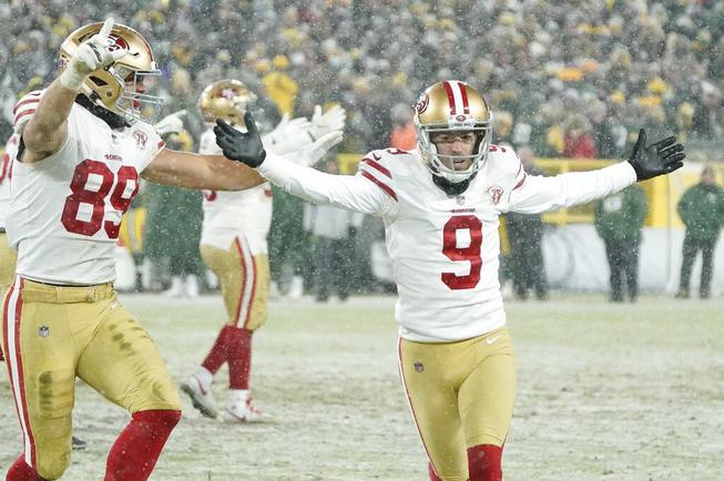 49ers upset Packers