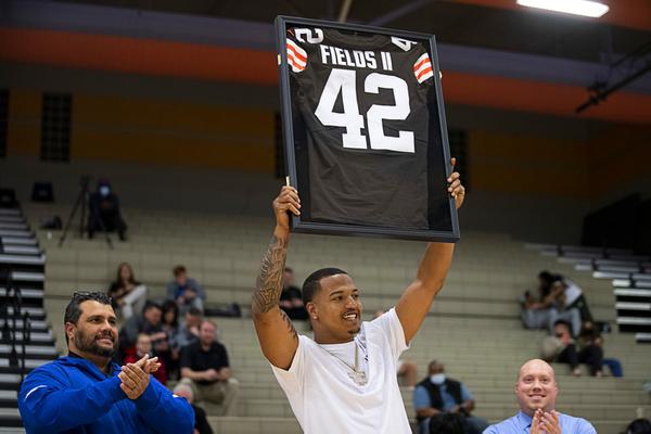 Las Vegas high school honors Cleveland Browns rookie Tony Fields