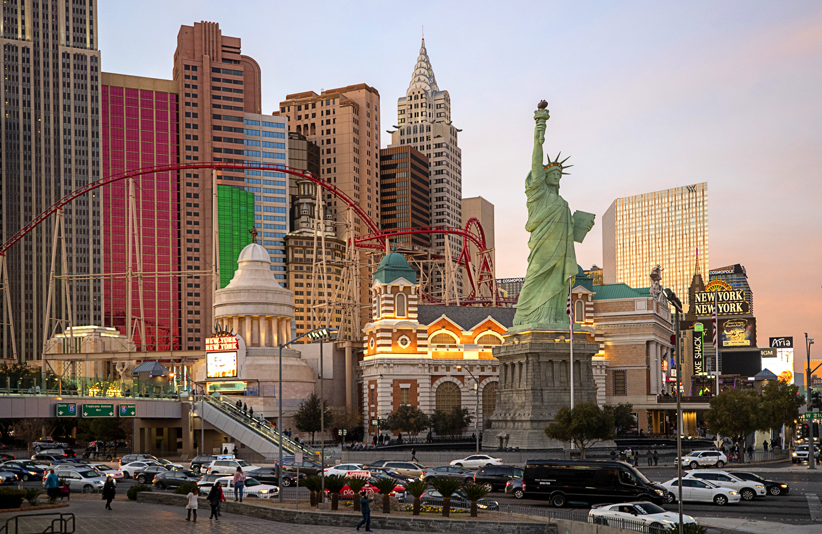 Anual aburrido Lo dudo The New York-New York Roller Coaster adds virtual reality - Las Vegas Weekly